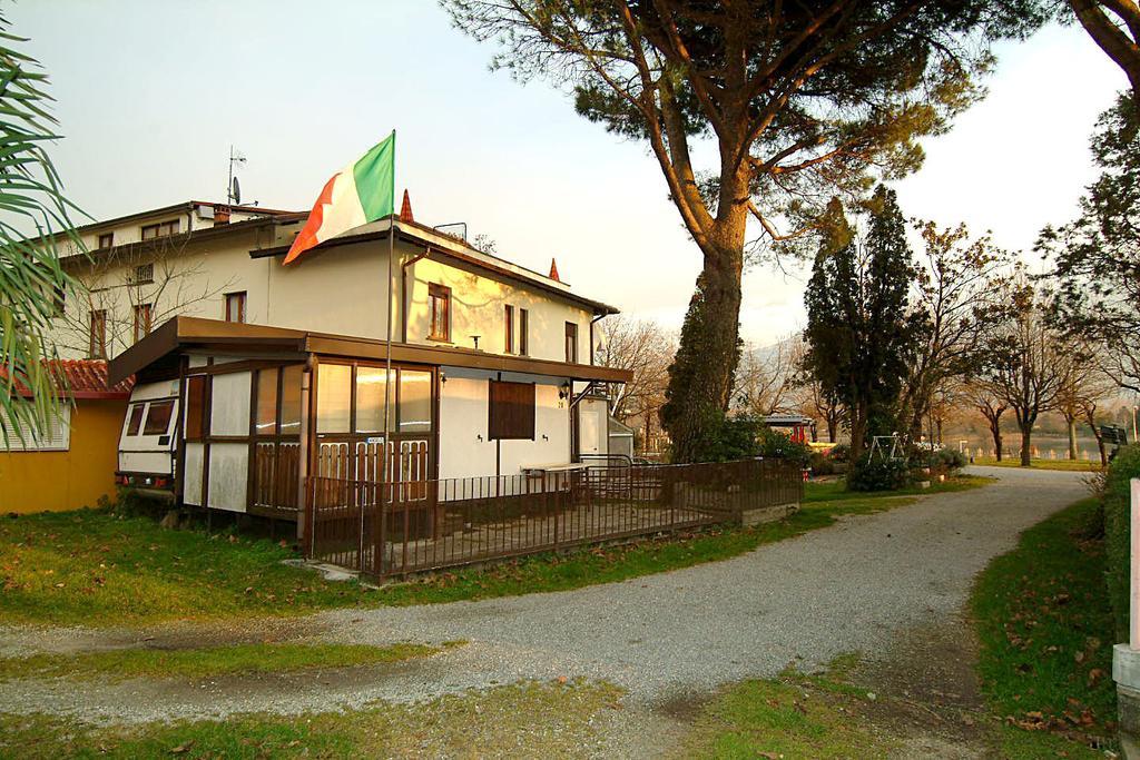 Camping Hotel Au Lac De Como Sorico Extérieur photo